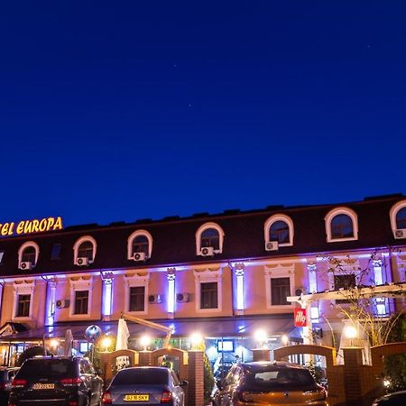 Hotel Europa Тиргу-Жіу Екстер'єр фото